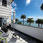 Casa Garibalda - Seafronf Apartamento